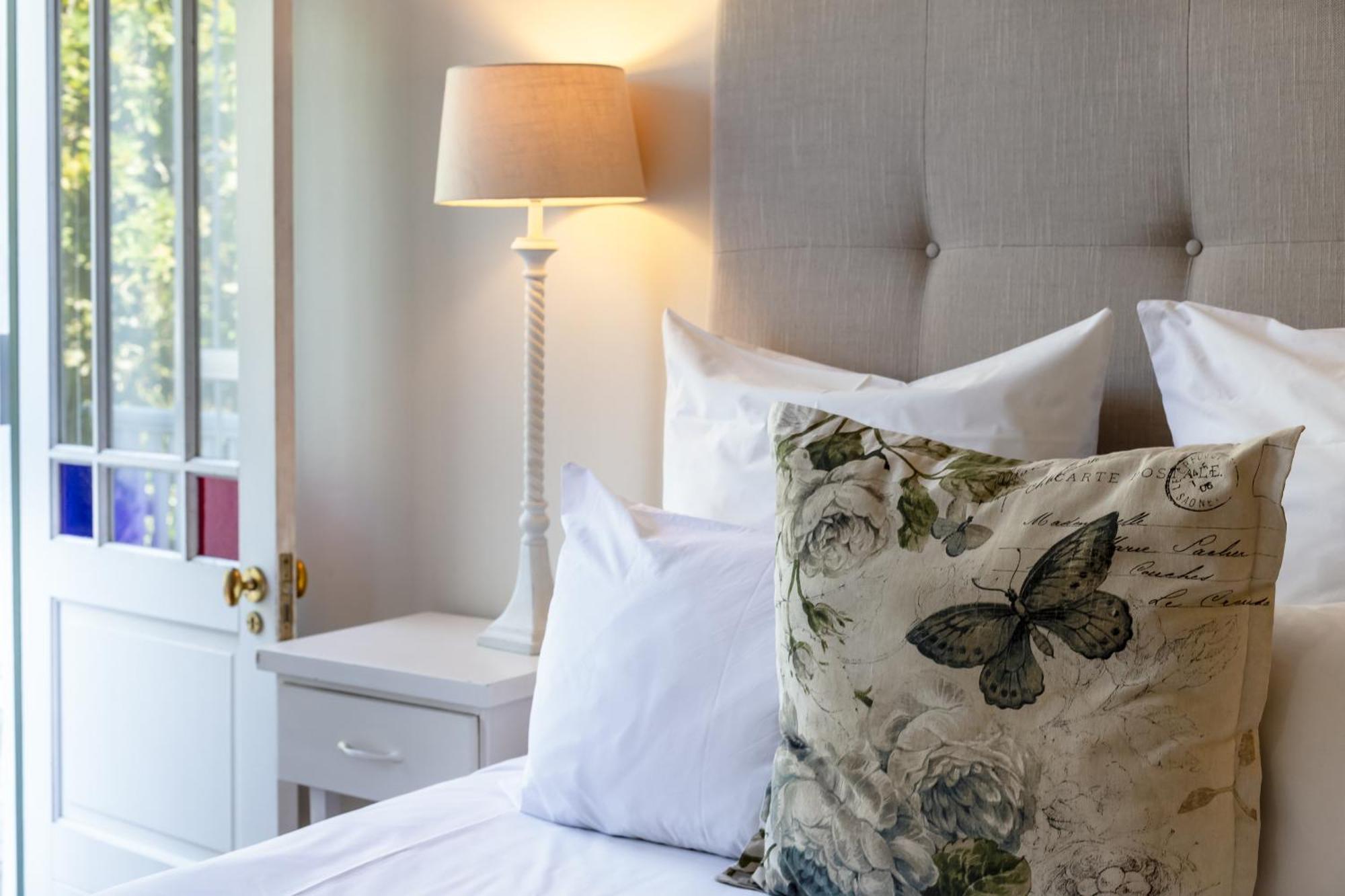 Sandown Lodge Cape Town Bagian luar foto