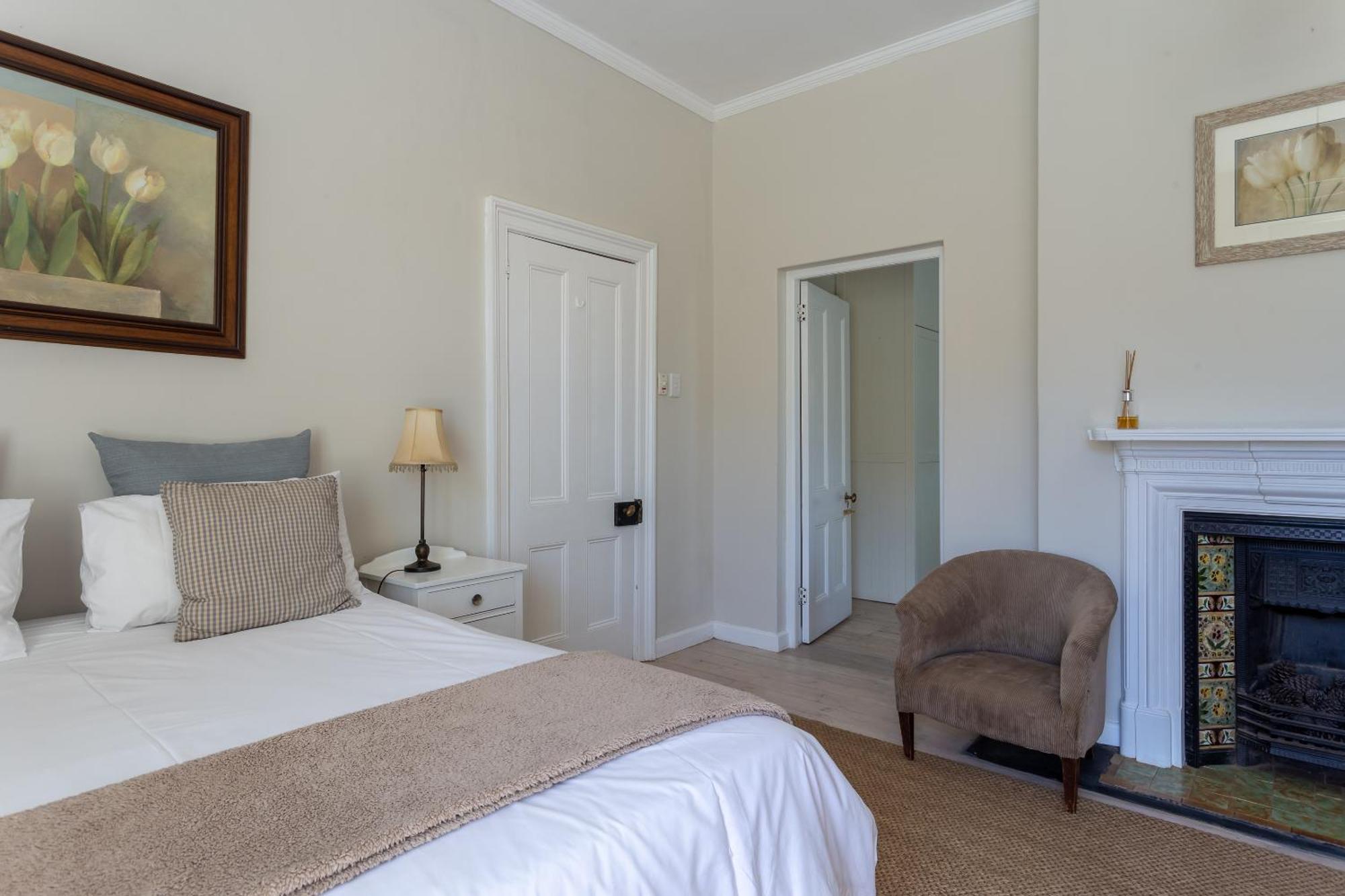 Sandown Lodge Cape Town Bagian luar foto