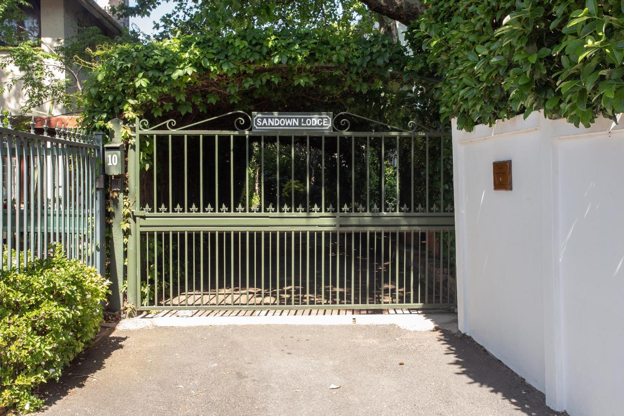 Sandown Lodge Cape Town Bagian luar foto