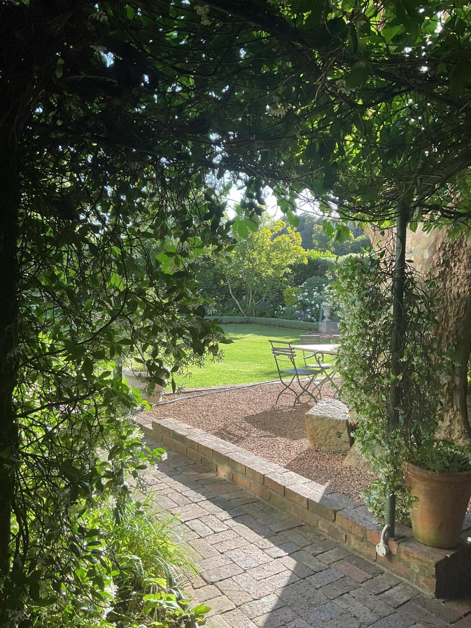 Sandown Lodge Cape Town Bagian luar foto