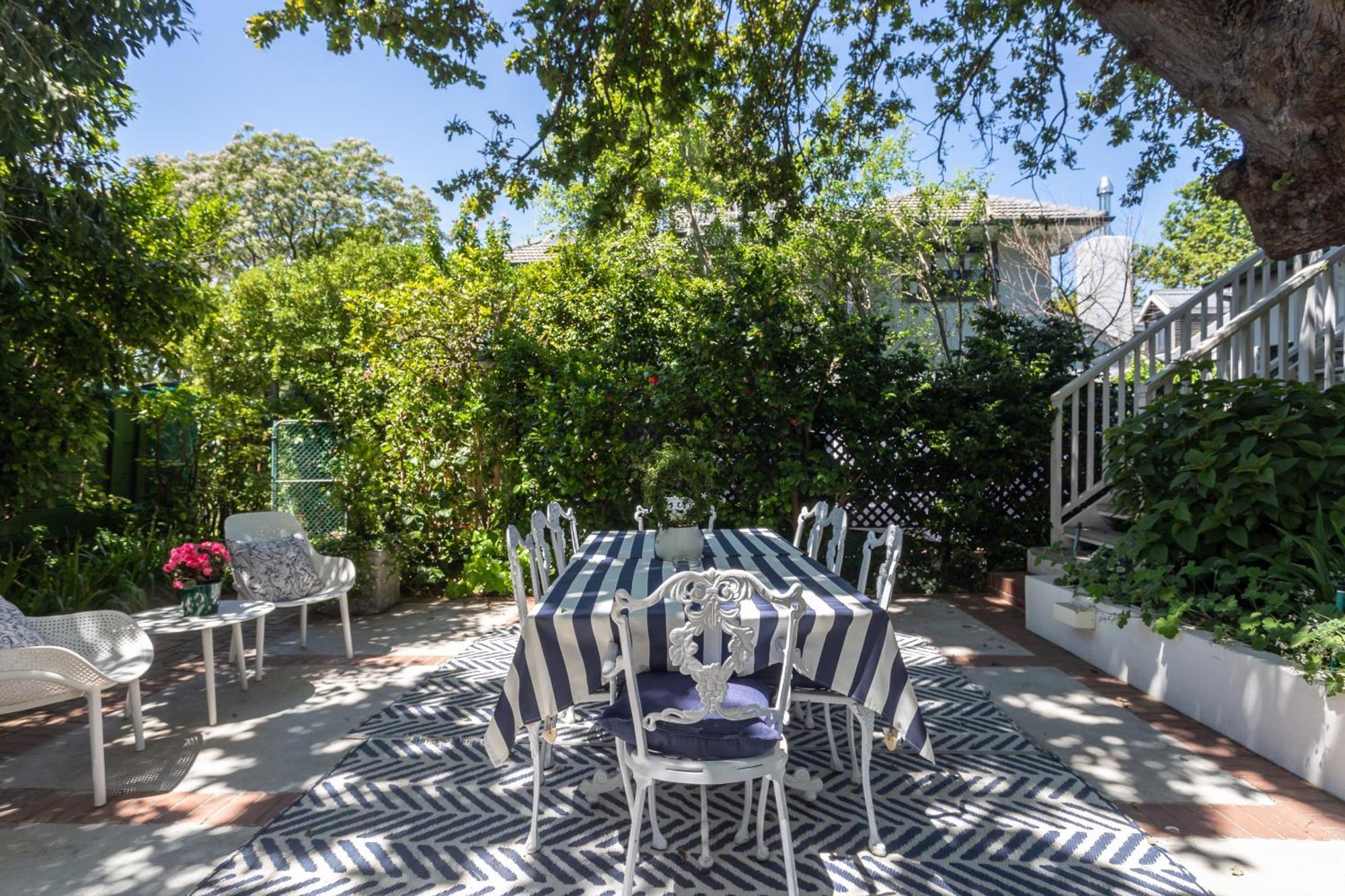 Sandown Lodge Cape Town Bagian luar foto